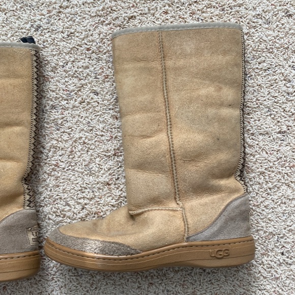 Ugg Australia Women’s Tall Ultimate Braid Boots Size 8 Rubber Sole Tan - Picture 4 of 8